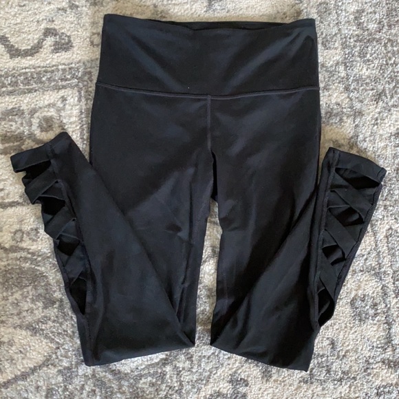 Gap keyhole leggings - Picture 3 of 4